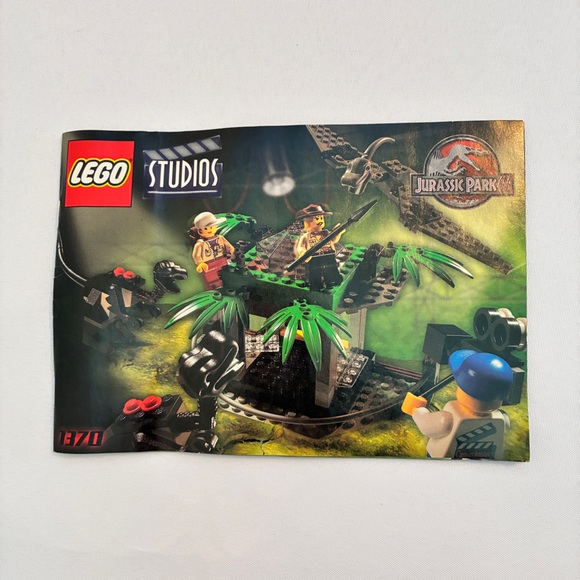 LEGO Studios Raptor Rumble Studio Set #1370 Retired - Picture 12 of 12